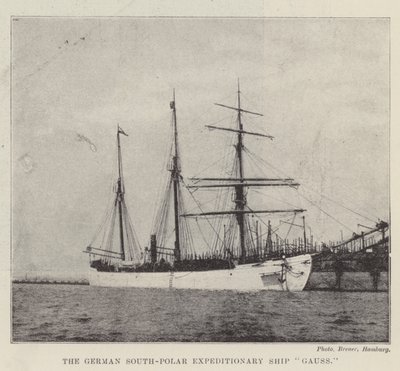 La nave della spedizione tedesca in Antartide Gauss da English Photographer
