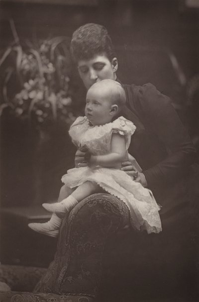 La Signora Alexandra Duff da English Photographer