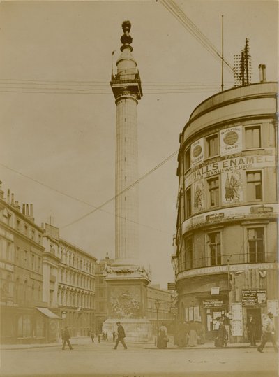 Monumento, Londra da English Photographer