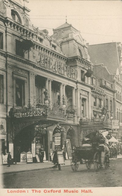 The Oxford Music Hall, Londra da English Photographer