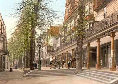 The Pantiles a Tunbridge Wells da English Photographer