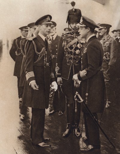Il Principe di Galles a bordo della HMS Repulse da English Photographer