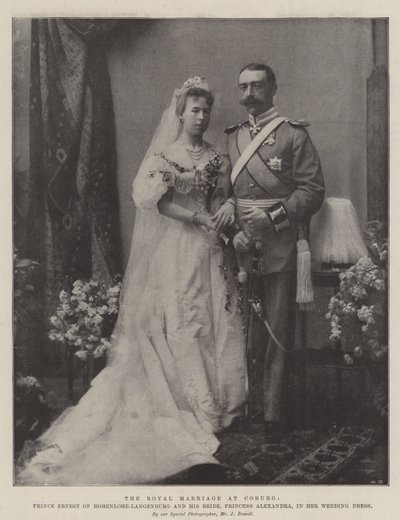 Il Matrimonio Reale a Coburgo, il Principe Ernesto di Hohenlohe-Langenburg e la sua Sposa, la Principessa Alessandra, nel suo Abito da Sposa da English Photographer