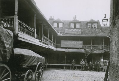 Il Tabard Inn, Southwark da English Photographer