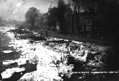 Il Tamigi a Hammersmith in inverno, 1895 da English Photographer