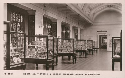 Museo Victoria e Albert, South Kensington, Londra da English Photographer