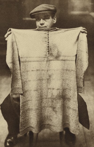 Il giubbotto insanguinato indossato dal re Carlo I alla sua esecuzione in mostra al Museo di Londra a Lancaster House da English Photographer