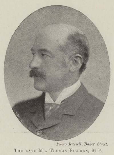 Il defunto Signor Thomas Fielden, MP da English Photographer