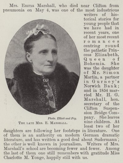 La defunta Signora E Marshall da English Photographer