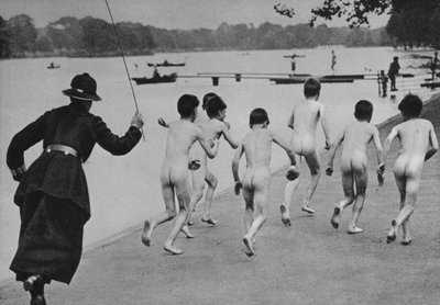 La pastorella scortese, Una scena al bordo del Serpentine a Hyde Park, Londra da English Photographer