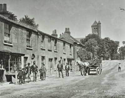 Tottenham Lane, Hornsey: facciate anteriori, 1893 da English Photographer