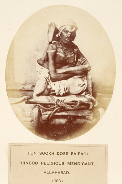 Tun Sookh Doss Bairago, mendicante religioso indù, Allahabad, da The People of India, di J. Forbes Watson, pubblicato 1868 (albumen print) da English Photographer