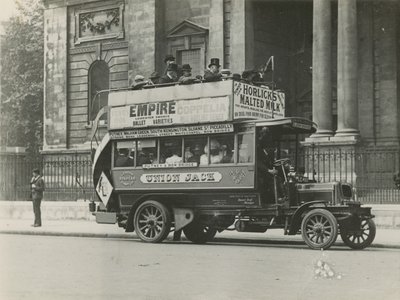 Union Jack Omnibus da English Photographer