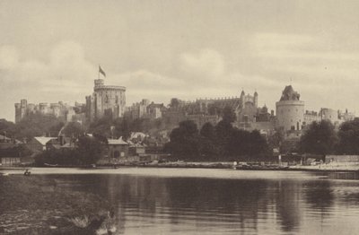 Castello di Windsor, vista dal fiume da English Photographer