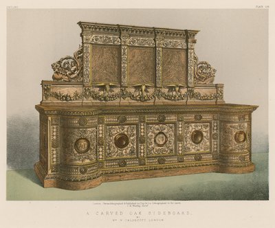 Una credenza in quercia intagliata da English School