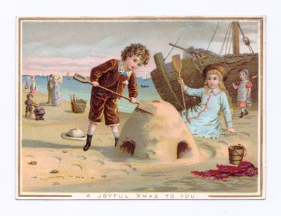 Cartolina natalizia vittoriana con un ragazzo che costruisce un castello di sabbia sulla spiaggia, c.1880 da English School
