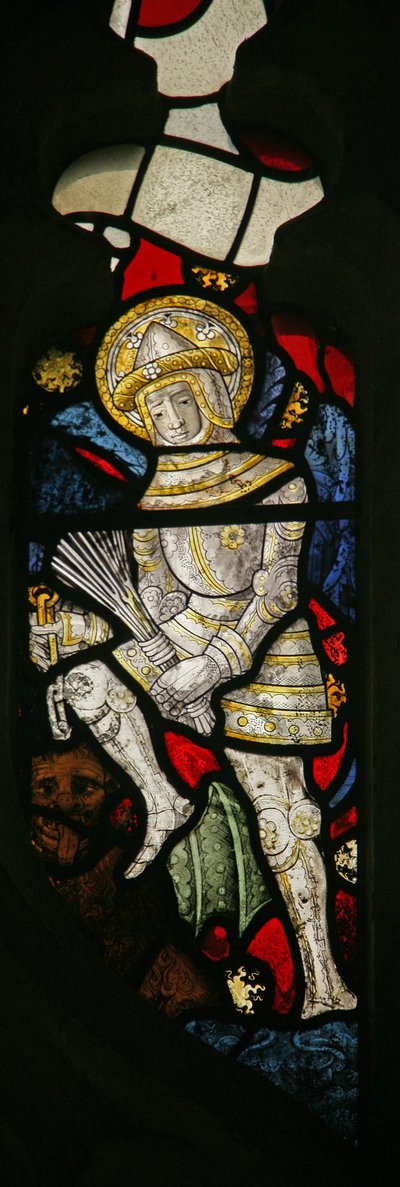 Un dettaglio dalla finestra est raffigurante un membro della Gerarchia Angelica, un Potere da English School