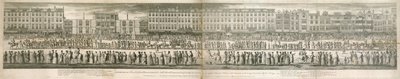 Vista geometrica della grande processione dei Miserabili Scalzi da English School