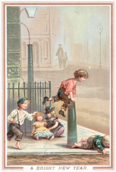 Bambini che giocano a cavallina per strada da English School