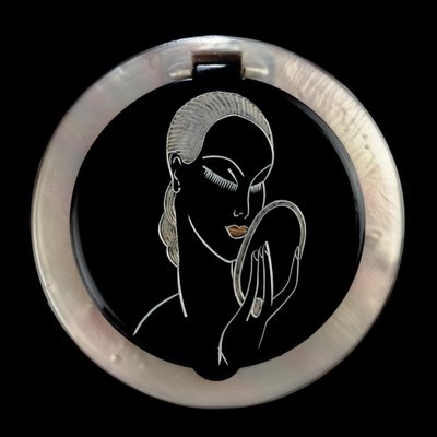 Elegance Powder Compact, 1920-30 da English School