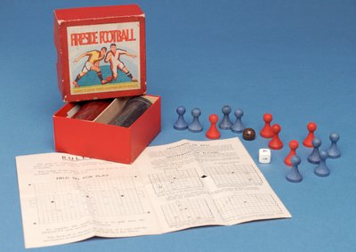 Gioco di calcio da caminetto da English School