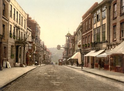 High Street, Guildford da English School