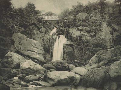 Cascate di Inversnaid, Loch Lomond da English School