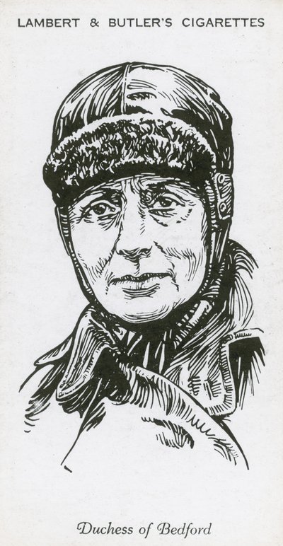 Mary Russell, Duchessa di Bedford, aviatrice inglese da English School