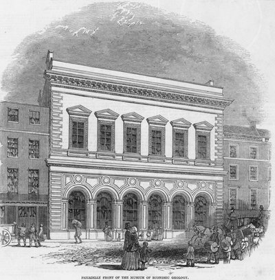 Facciata di Piccadilly del Museo di Geologia Economica da English School