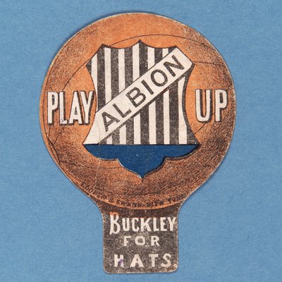 Gioca su Albion, carta Baines a forma di pallone da calcio, 1888-89 da English School