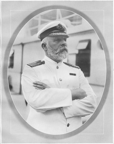 Ritratto e tributo al comandante Edward J. Smith, capitano del White Star Liner RMS Titanic, da 