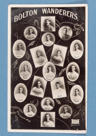 Cartolina dei giocatori del Bolton Wanderers FC, stagione 1911-12 da English School