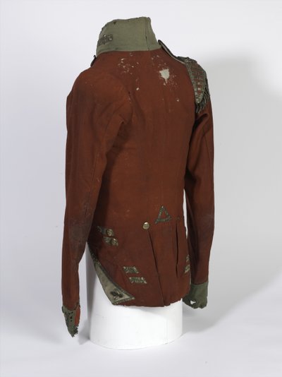 Giubba a coda corta, Ufficiali della Compagnia Leggera, 2° Bn 69° Reggimento (South Lincolnshire), indossata durante la Campagna di Waterloo dal Tenente Henry Anderson, c.1815 da English School