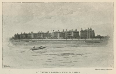 St Thomass Hospital, dal fiume da English School