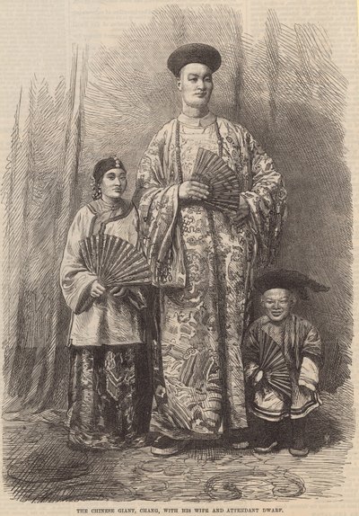 Il gigante cinese, Chang, con sua moglie e il nano assistente da English School