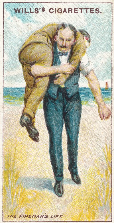 Il sollevamento del pompiere n.2, n.19 dalla serie di carte di sigarette di primo soccorso di Willss, 1913 da English School