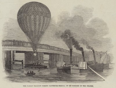 Il Pallone Nassau che Passa il Ponte di Battersea, nel suo Passaggio sul Tamigi da English School