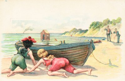 Due donne in costume da bagno si riparano dietro una barca a remi da English School