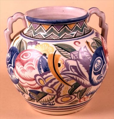 Vaso di Carter Stabler e Adams, c.1930 da English School