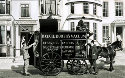 Servizio di pulizia vittoriano, H Cecil Booth da English School