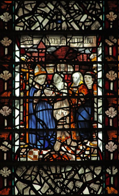 Vetrata w58 raffigurante San Tommaso Becket con un prigioniero e altre 2 figure da English School