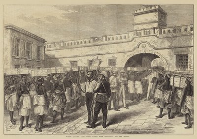 Donne che lasciano il castello di Cape Coast con provviste per le truppe (incisione) da English School