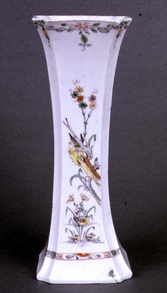 Vaso di Worcester di forma svasata dipinto in colori Kakiemon, c.1750 (ceramica) da English School