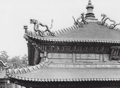 Jehol, Hingkung, Chihli, Tetto in bronzo dorato (foto in b/n) da Ernst Boerschmann