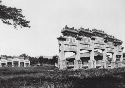 Siling, Chihli, Le tombe imperiali occidentali della dinastia Manciù, ingresso principale da Ernst Boerschmann