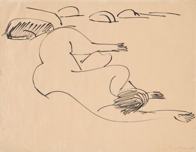 Erna sdraiata sulla spiaggia tra le rocce da Ernst Ludwig Kirchner