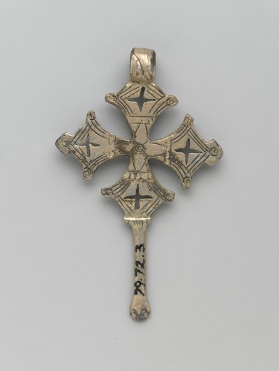 Retro di una croce pendente, Amhara (argento) da Ethiopian Ethiopian