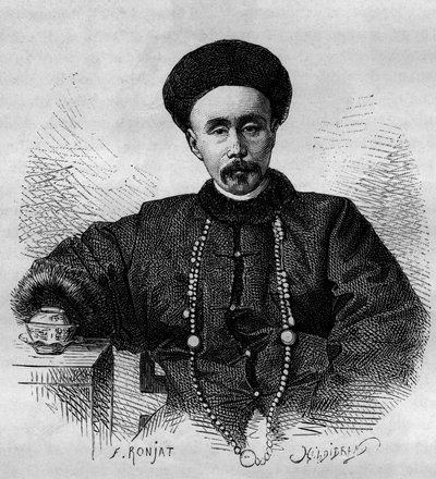 Ritratto di Li Hongzhang (1832-1901), generale cinese e viceré di Zhili dal 1871 al 1895 e dal 1900 al 1901. Incisione da un disegno di Ronjat, da una fotografia di Thomson, in "Le Tour du Monde, Nouveau journal des Voyages", a cura di Edouard Charton da Etienne Antoine Eugene Ronjat