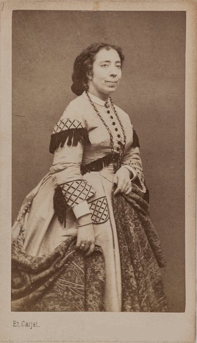 Ritratto della cantante e compositrice Pauline Viardot 1821-1910, tra il 1860 e il 1865 da Etienne Carjat