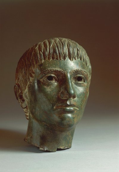 Testa di bronzo di un giovane, circa 330 a.C. da Etruscan